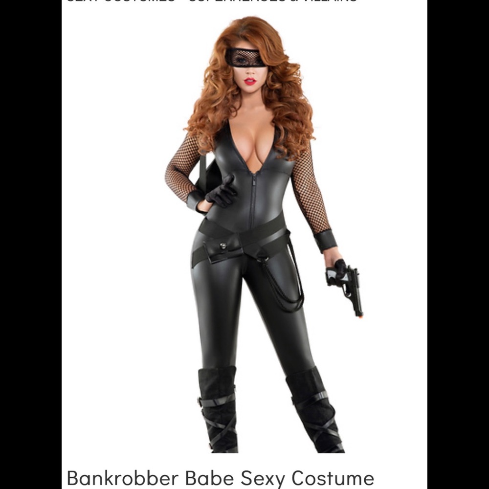 Sexy robber Halloween costume!